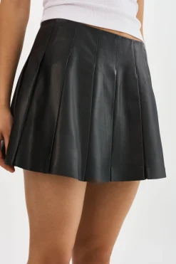 Shop LAMARQUE JULIANA | Pleated Skirt Black