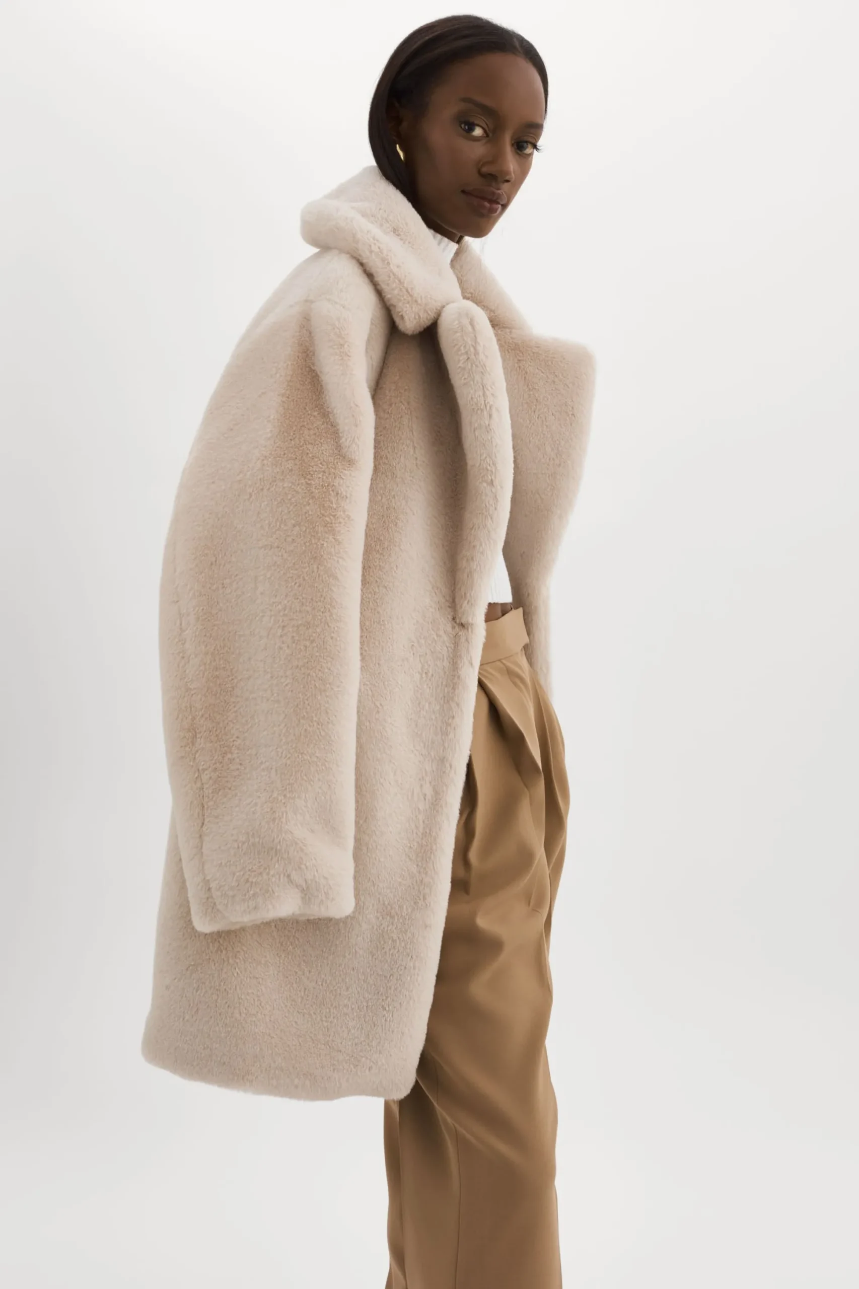 Cheap LAMARQUE LINNEA | Faux Fur C Oat