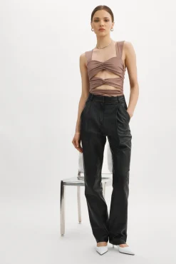 New LAMARQUE ZEELA | Ruched Cutout Cami Shiitake